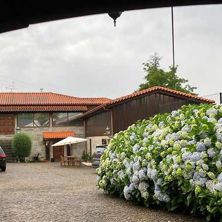 Bergui Guesthouse - Em Guimaraes Desde 2017 Buitenkant foto